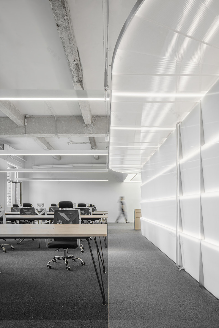 赛博白园 · 科技与传统共生的办公空间丨木又寸建筑事物室(AtelierTree)-55