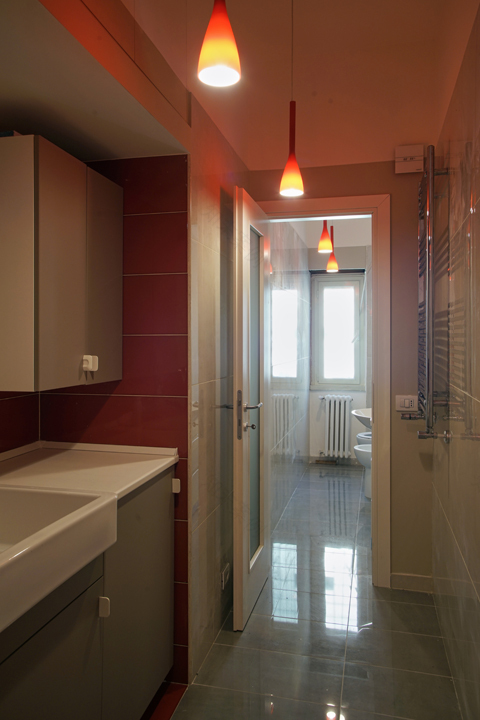 意大利北部公寓的精致翻新-4