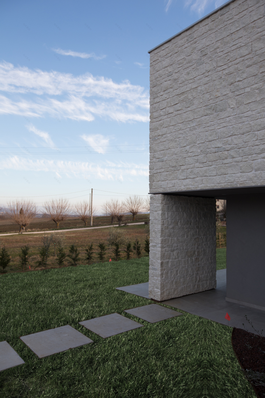 意大利乡村别墅 MK,融入自然的纯净设计-14