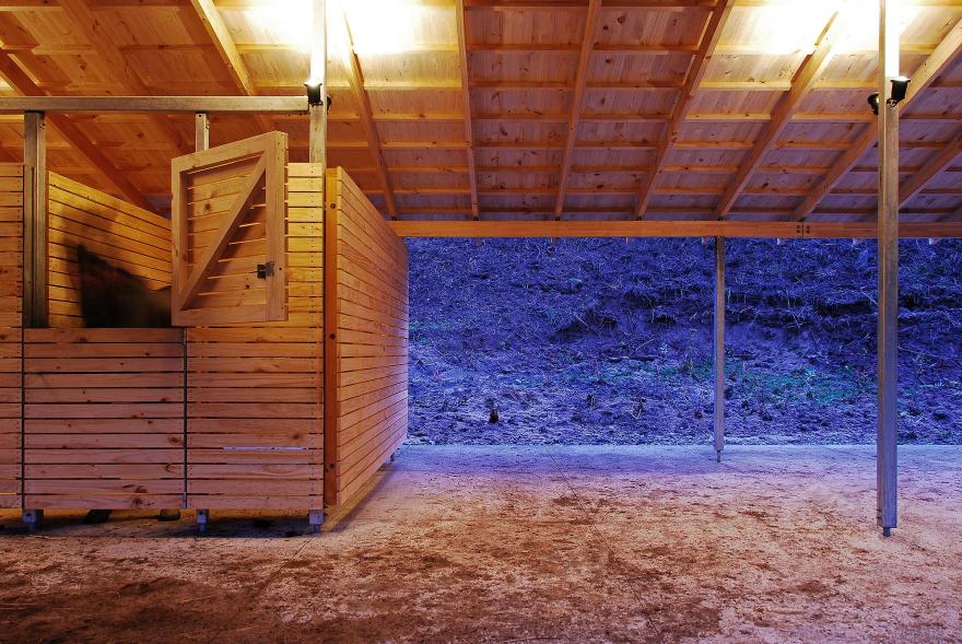 智能农舍 | 模块化设计与环保材料应用-24