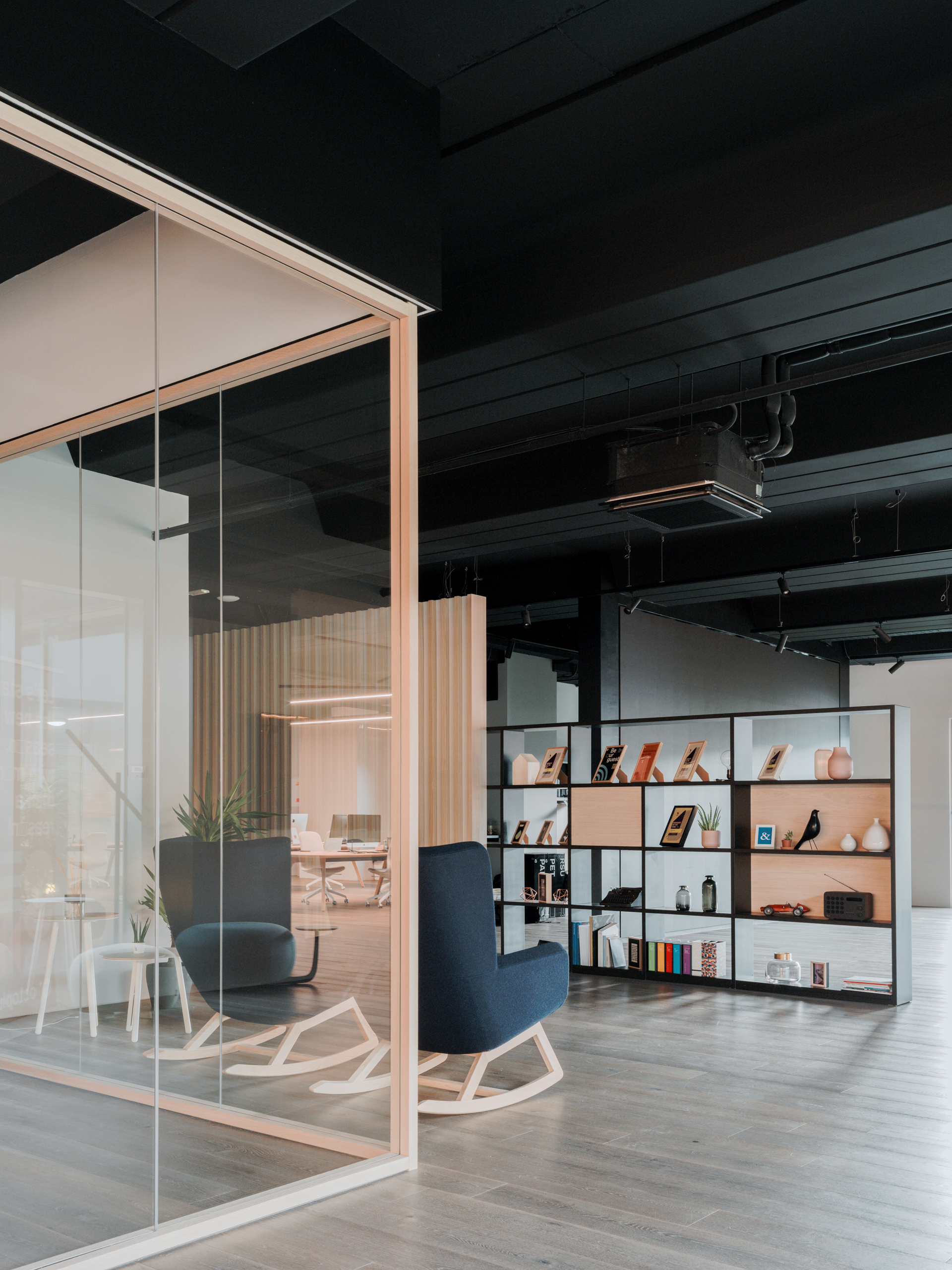 OCTOPLUS 办公室设计-5