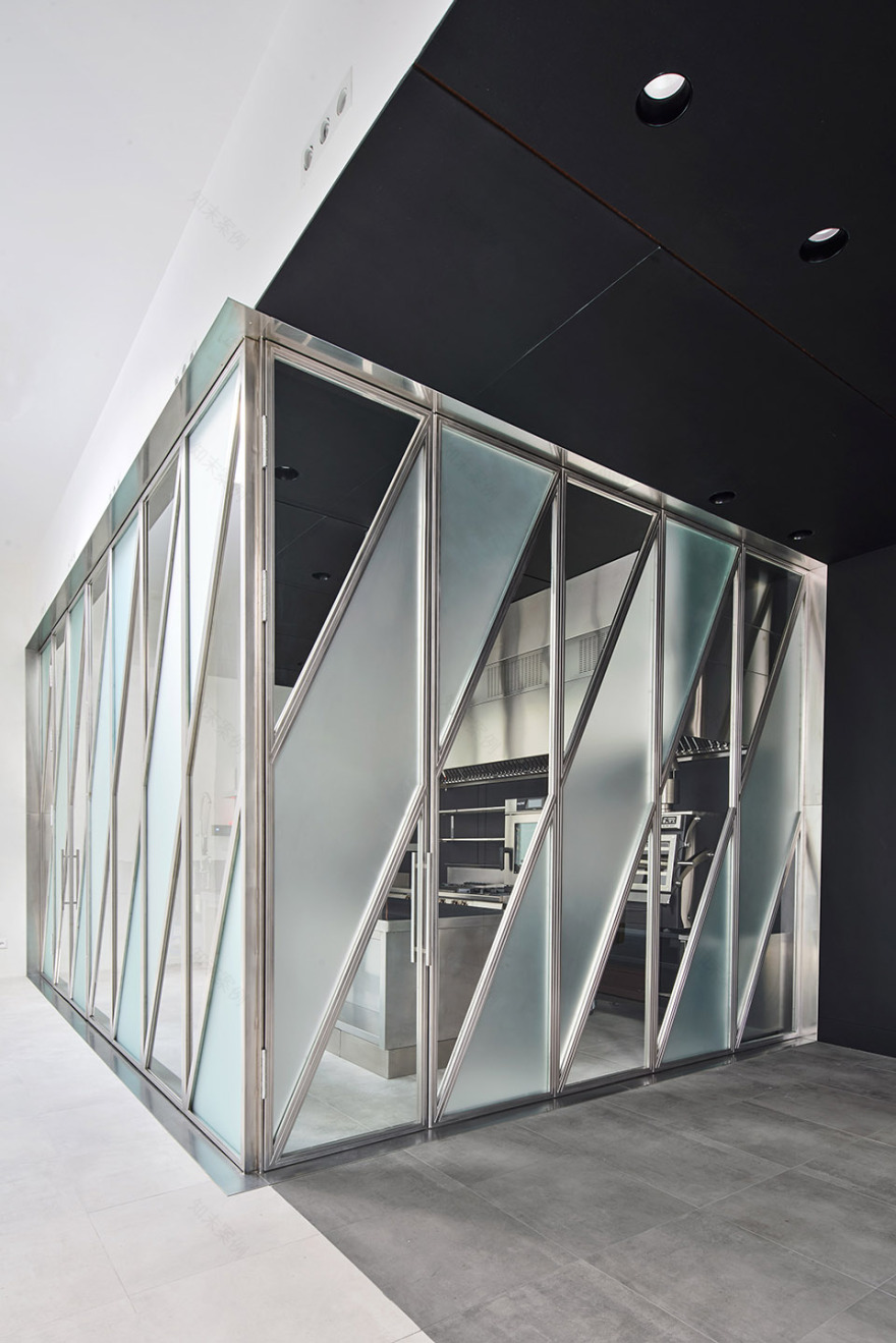 酿酒厂空中画廊 | 灵活多变的展览空间-39