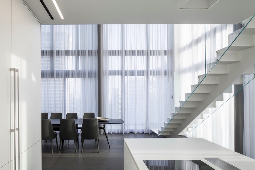 特拉维夫顶层公寓,双层公共空间与私密区域完美融合-17