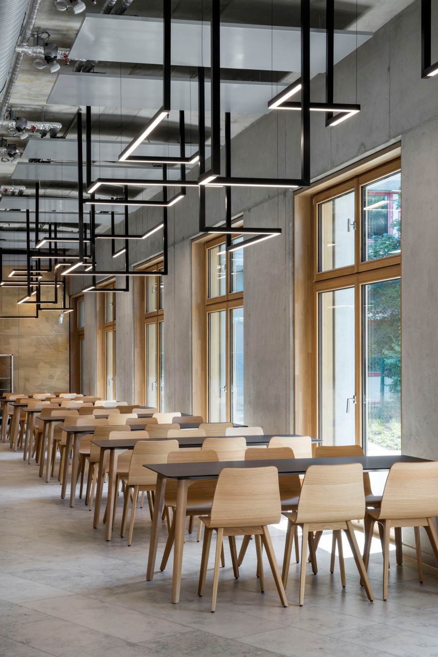 科隆港口行政大楼-1