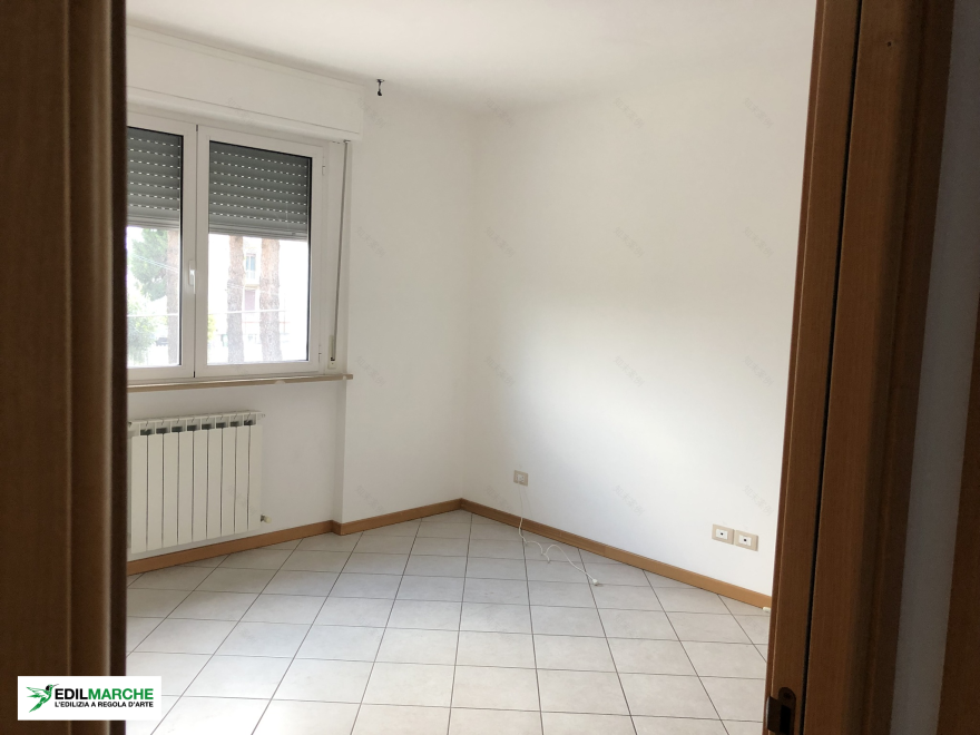 活力色彩的 70 平米公寓翻新设计-12