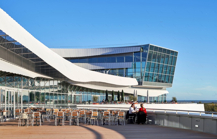 法国尼斯 CAP 3000 购物中心,海滨城市新地标-4