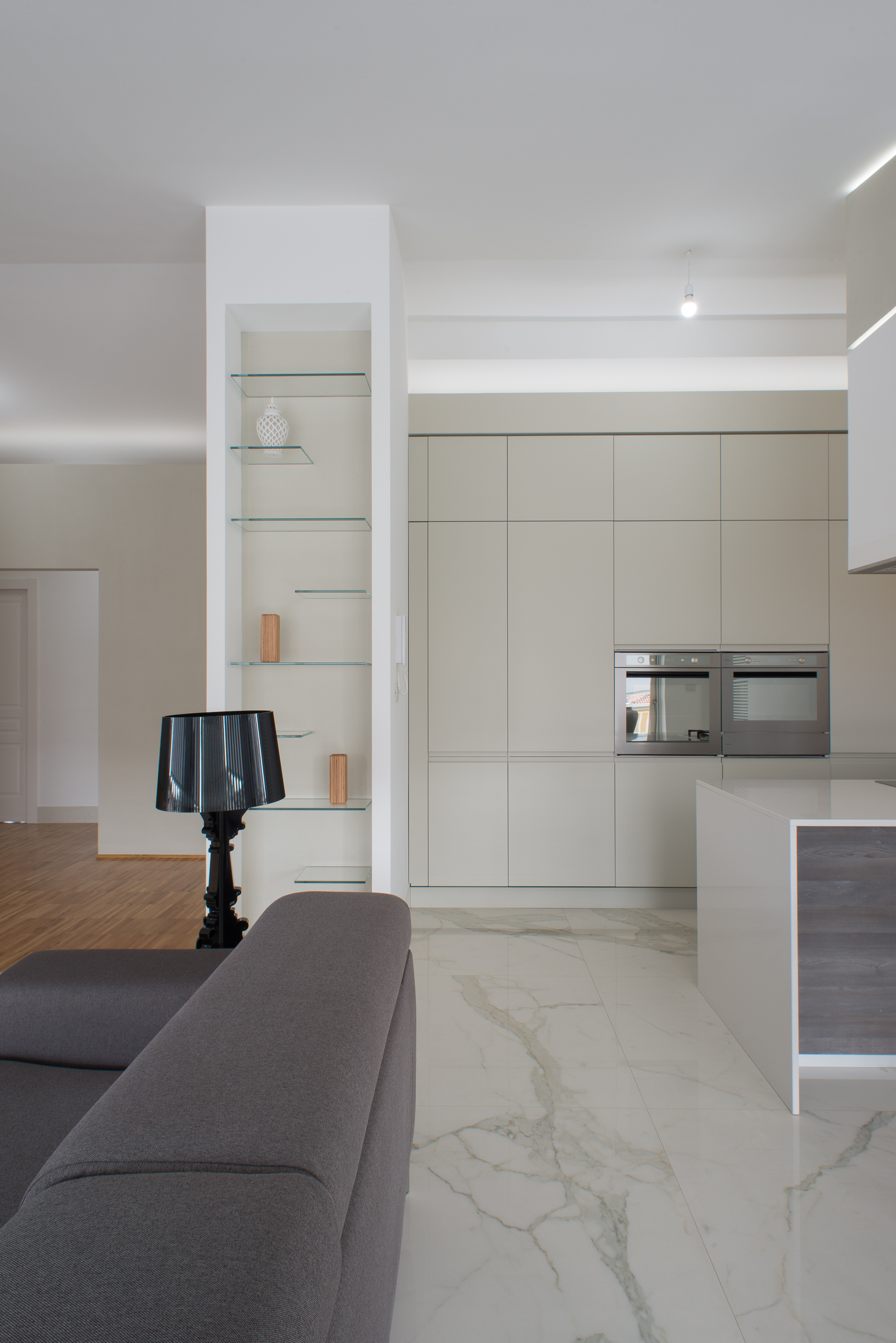 意外的别墅翻新,打造独特家庭住宅-7