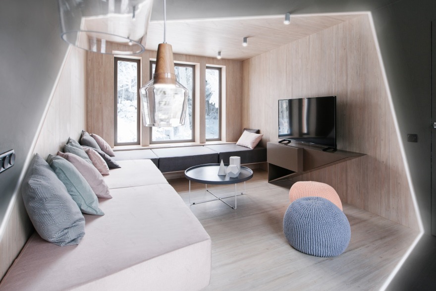 迷你空间大变奏 | 20 平米客厅的巧妙分区设计-6