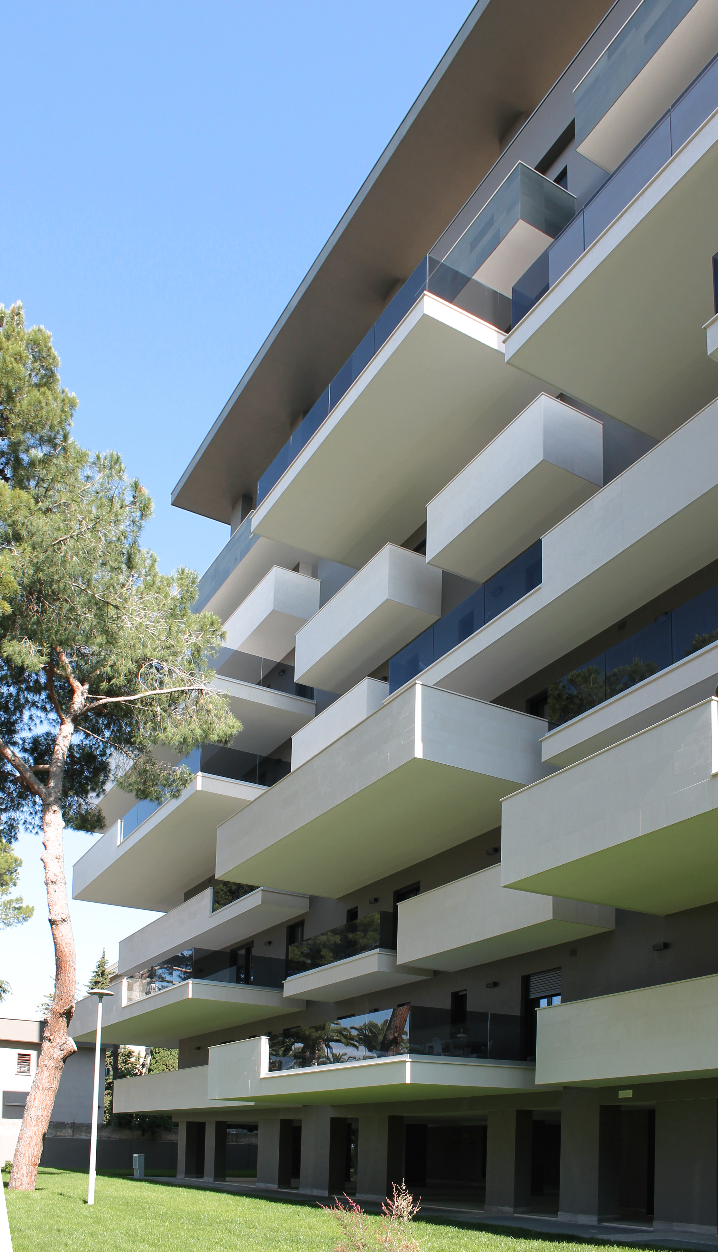 绿意盎然的城市公寓 · PARCO DE GASPERI-7