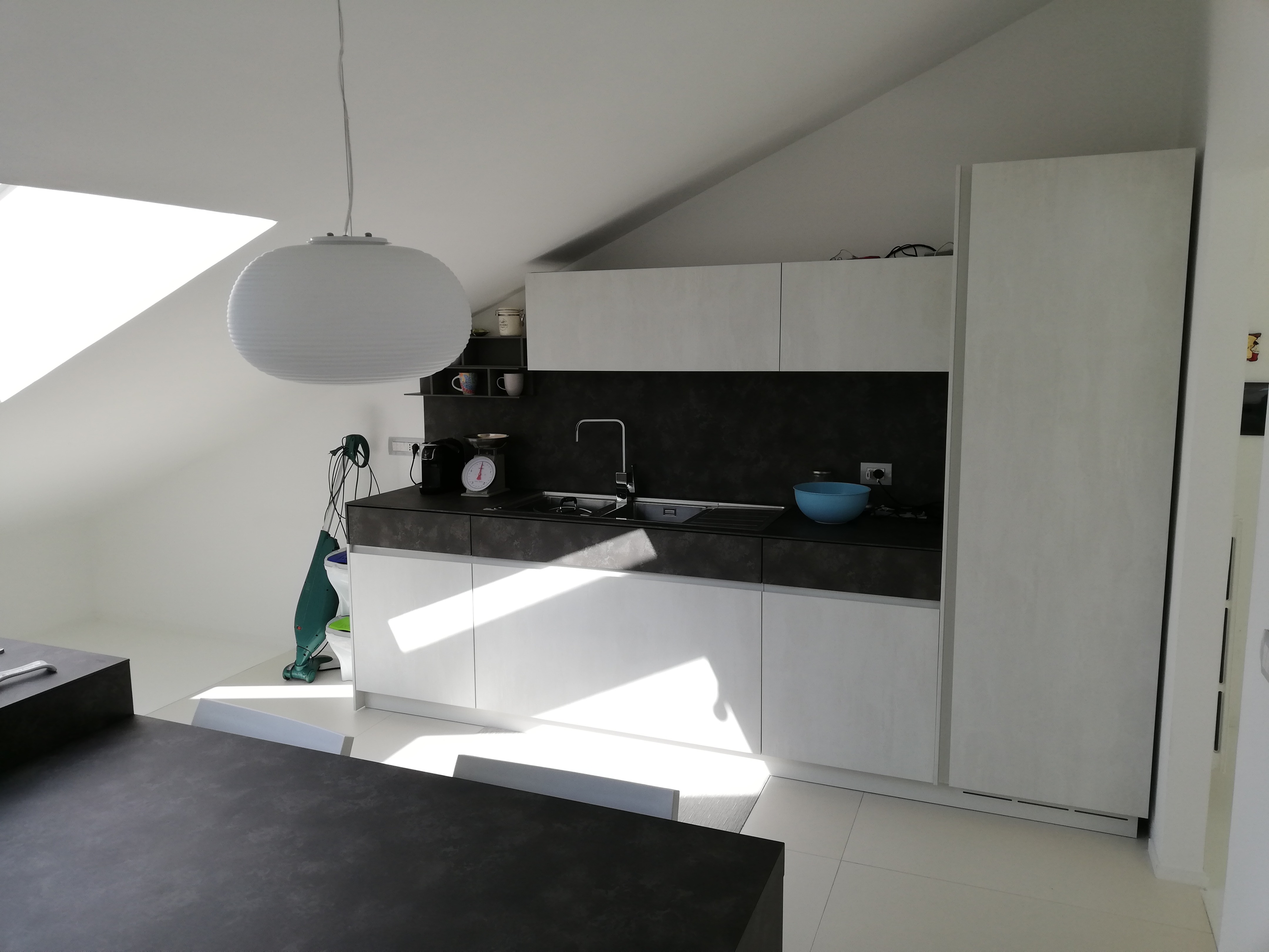 废弃阁楼的白色光芒变身记-5