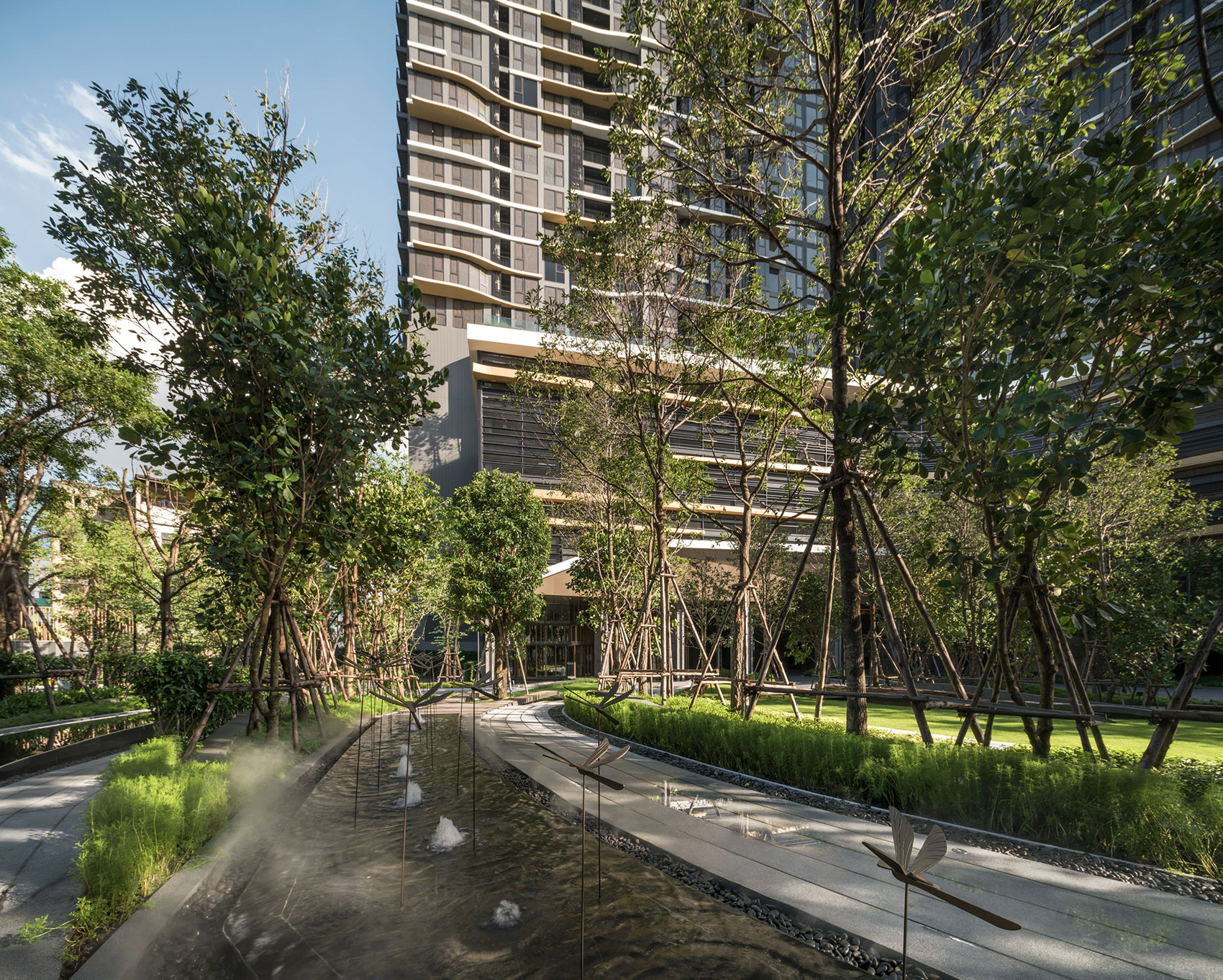The Line Mochit高层住宅景观设计，曼谷/4个景观园区和6条主题步道打造舒适的生活环境-25