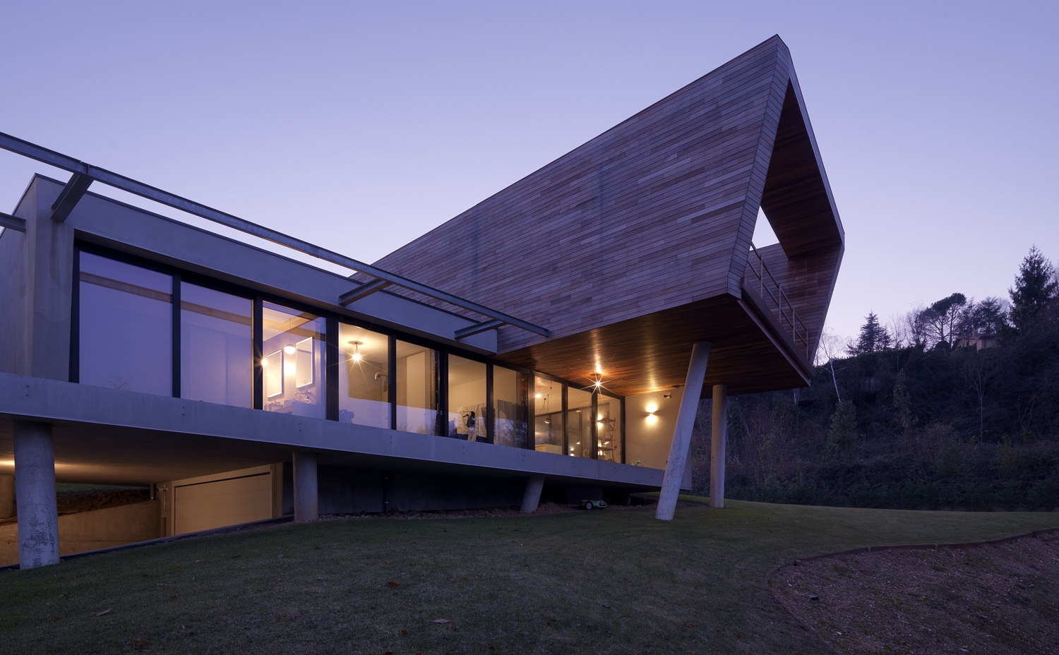 悬浮森林中的透明别墅-102