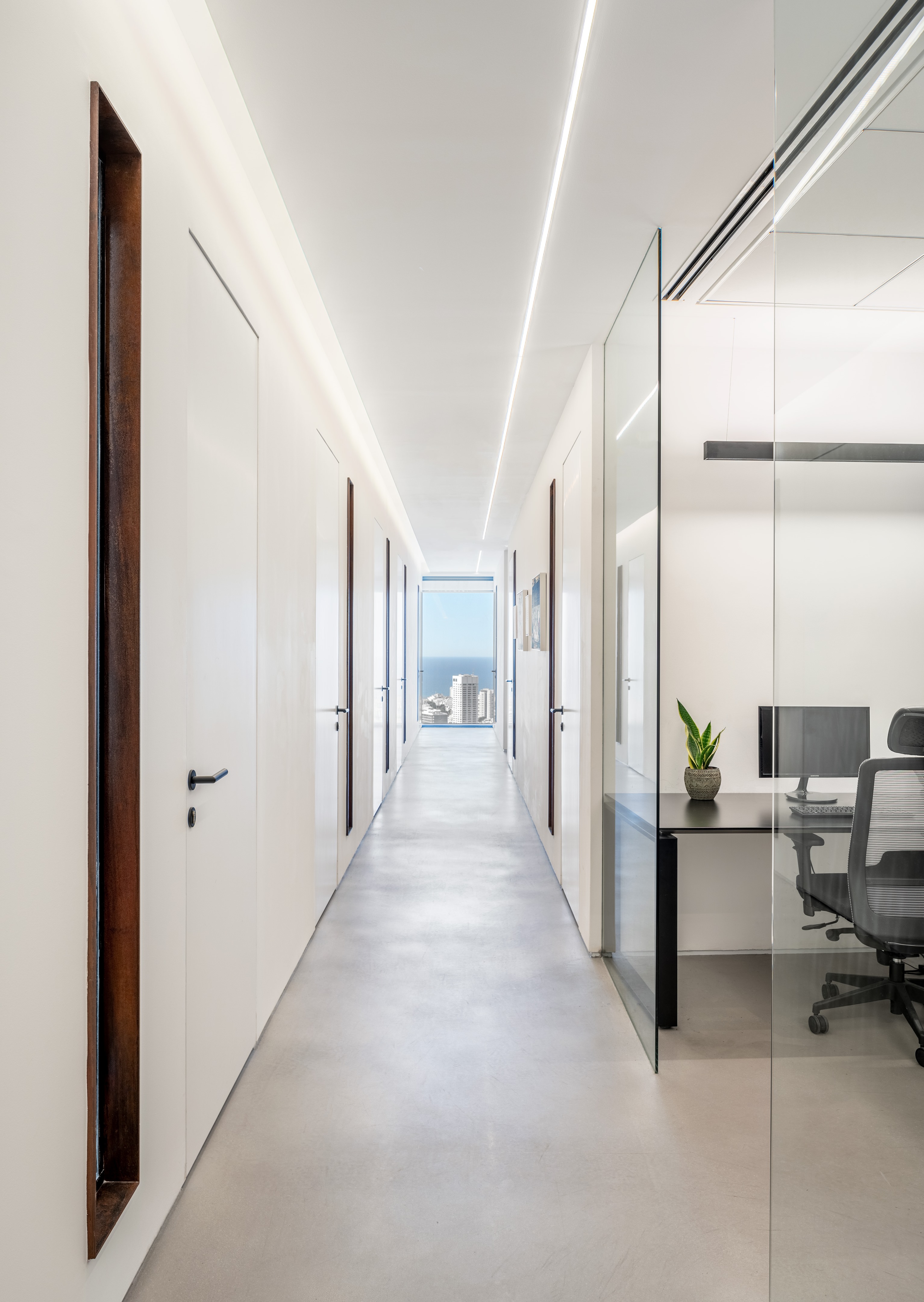 HEU & Co·律师事务所办公室-2