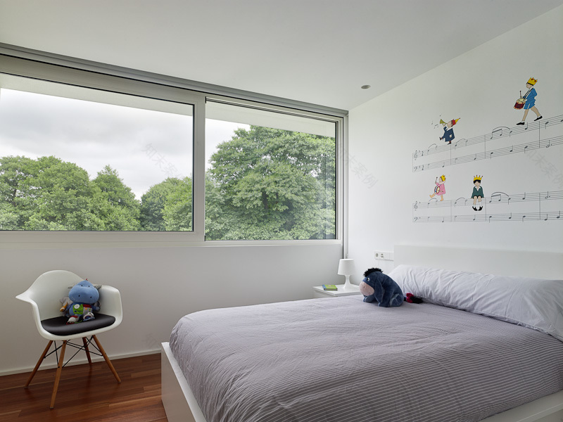 西班牙 Avilés 市简约别墅,诠释现代生活理念-60