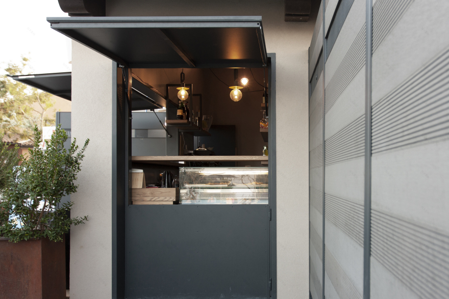 La Maddalena 泳池酒吧设计-4