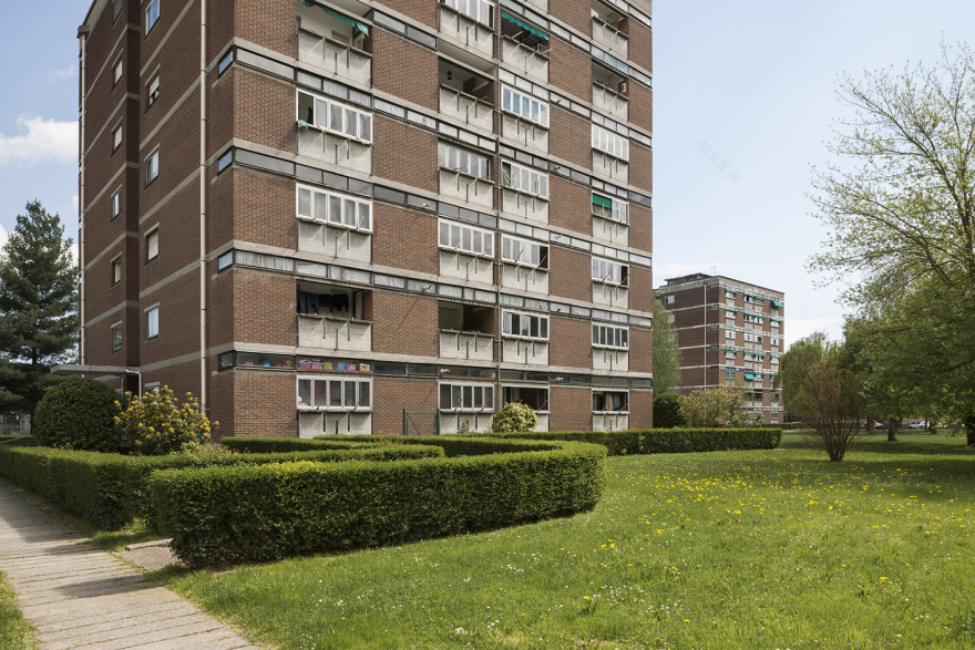 垂直社区的革新 | Ivrea 的共管塔楼-0