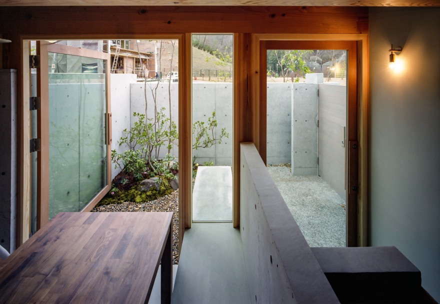 山林间的混凝土迷宫·日本 Minohshinmachi 住宅设计-15