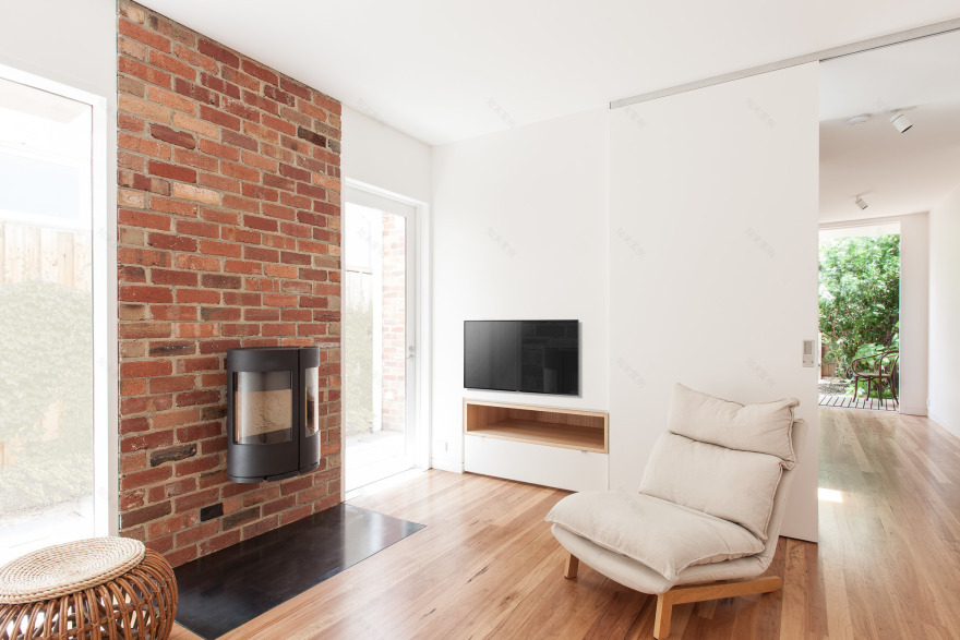 紧凑场地上的别墅扩建-7