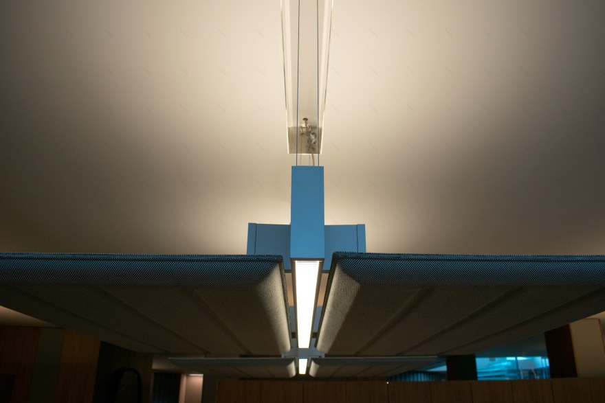 西班牙 Somium 总部,Monica Armani 打造优雅舒适空间-11