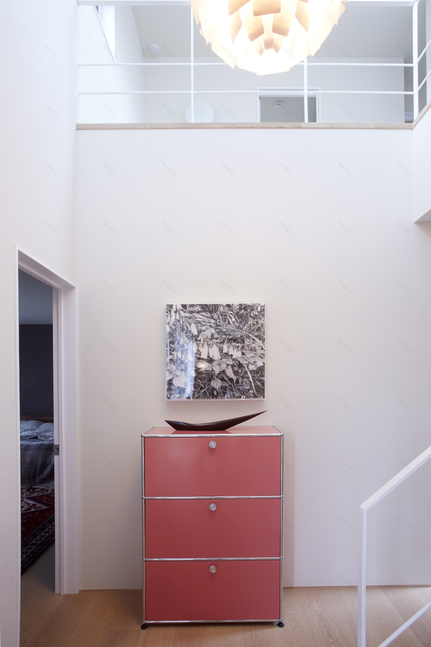 日本 Morioka 别墅现代室内设计,USM 模块化家具打造宽敞生活空间-10