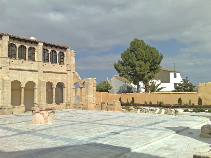 历史建筑的复兴 | Santo Domingo 修道院变身工作坊-2