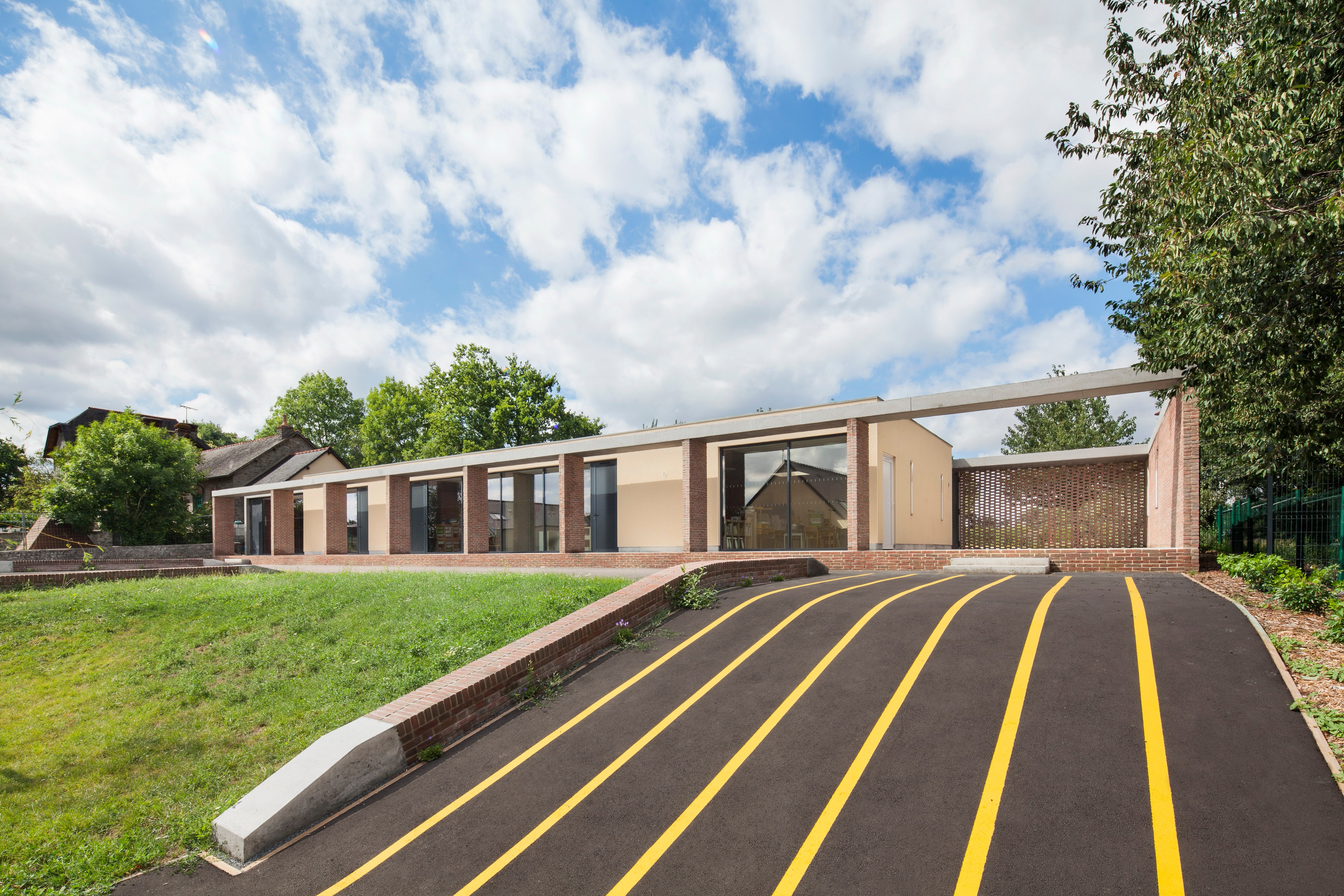 Primary School – La Couyère-31