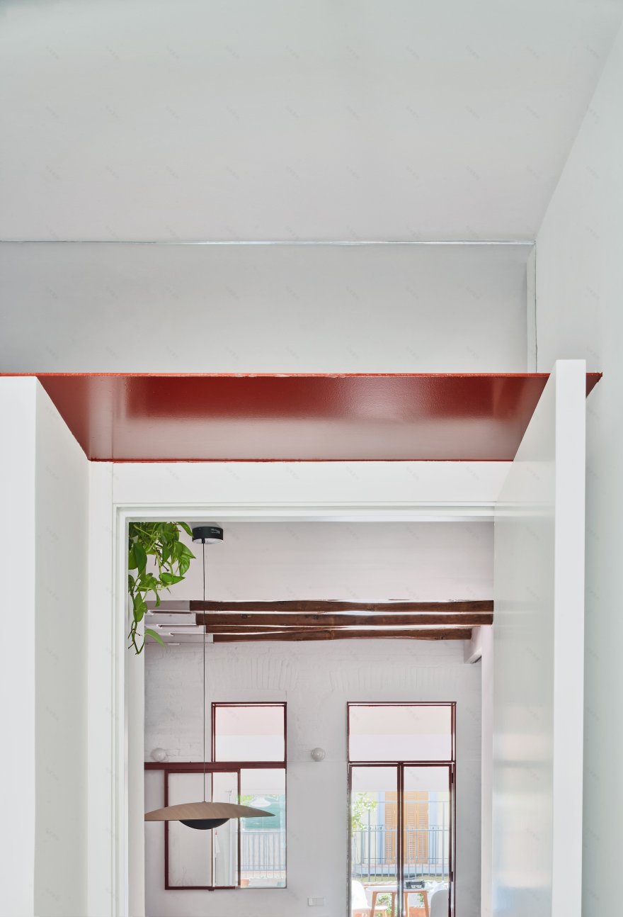 巴塞罗那 Poble Sec 区百年建筑的现代改造丨西班牙巴塞罗那丨estudio CO–A-8