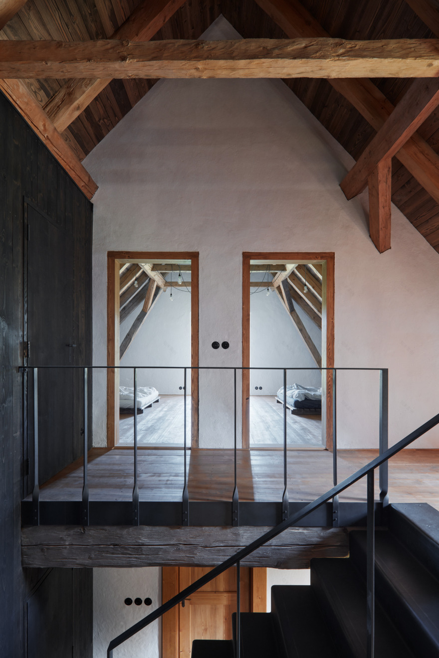 乡村别墅重建,传统工艺与自然之美的融合-24