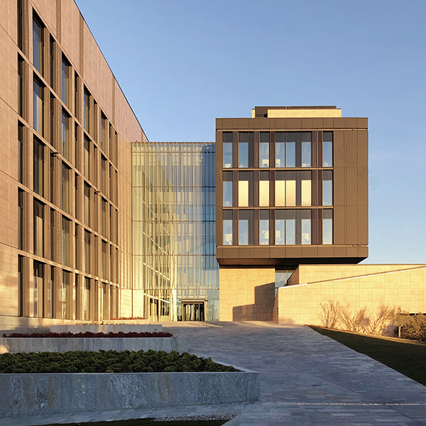 乌尔巴诺总部 2020-1