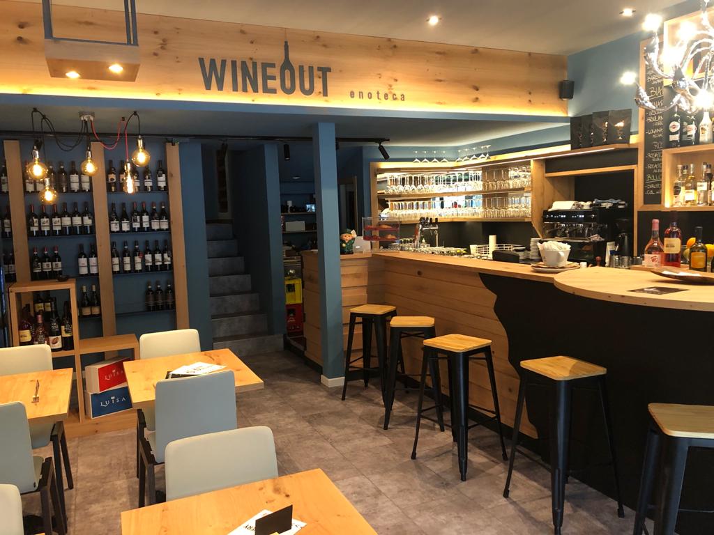 WineOut enoteca 现代工业风格设计丨意大利-1