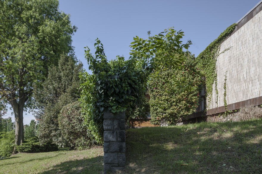 Olivetti 员工住宅·Tarpino 的 Villa Rossi 别墅设计-4