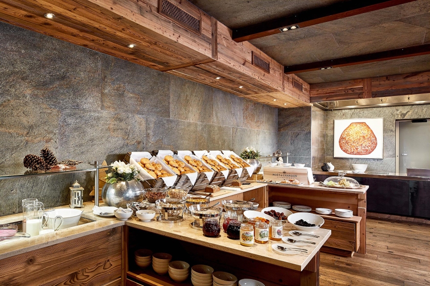 阿尔卑斯山间的艺术滑雪酒店(The Hotel Hinterhag)-5