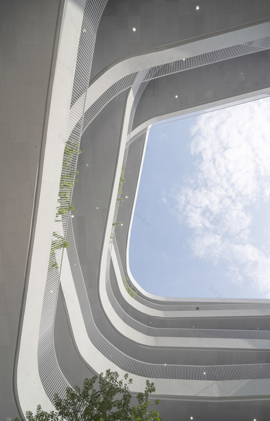 红岭实验小学 | 垂直校园,山谷庭院,儿童乐园-79