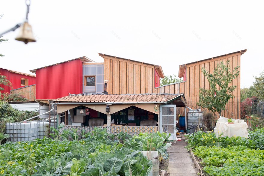 临时居住空间的绿色创新实践——法国 Stains 社区家园项目-9