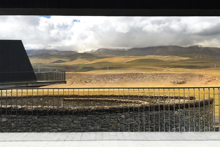 雪山下的神圣黑帐篷——藏地观景平台设计-66