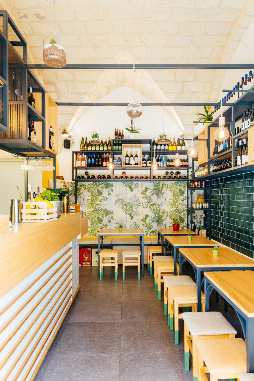 融合传统与现代的普利亚风情小酒馆-3