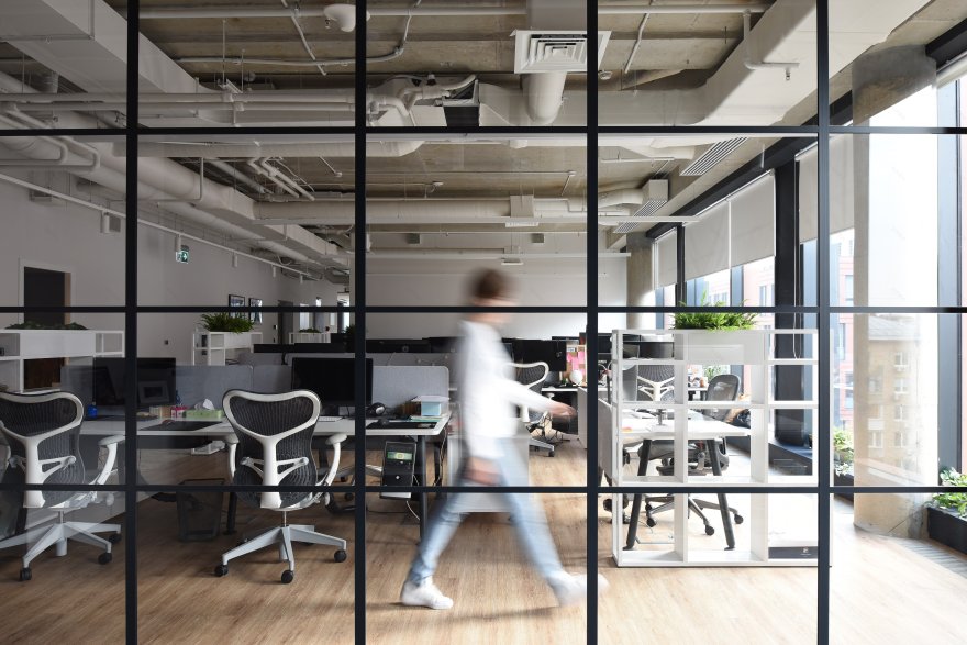 游戏开发者的“空白办公室”-30