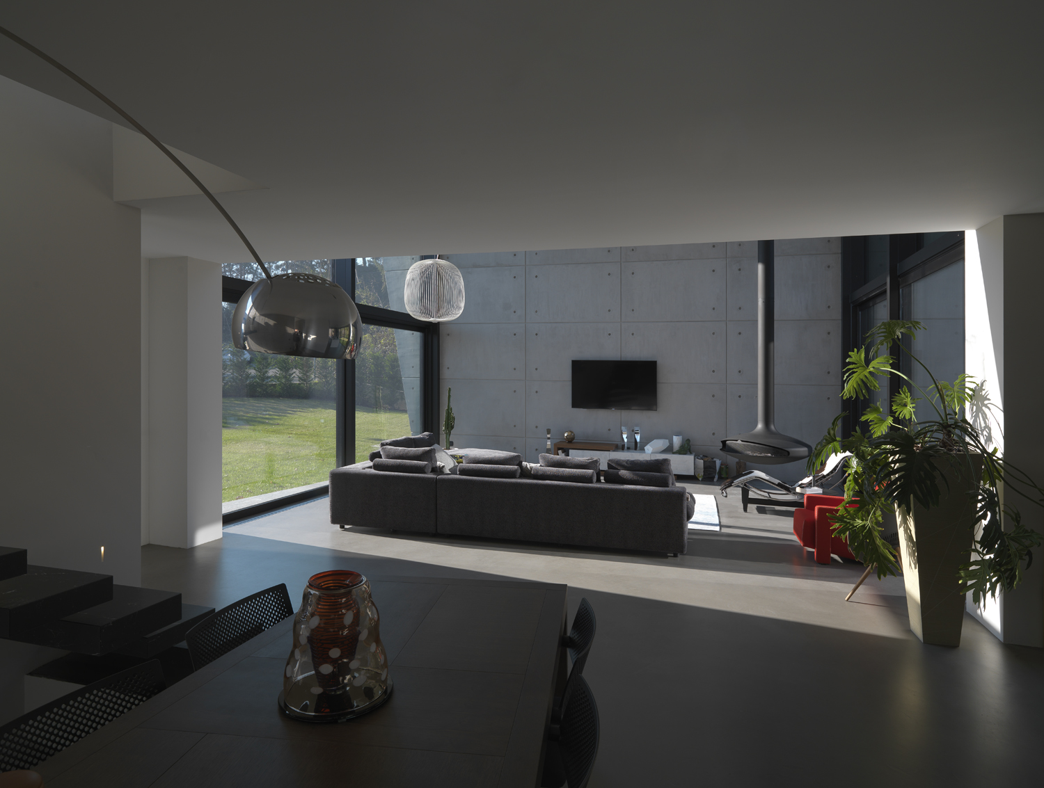 悬浮森林中的透明别墅-39