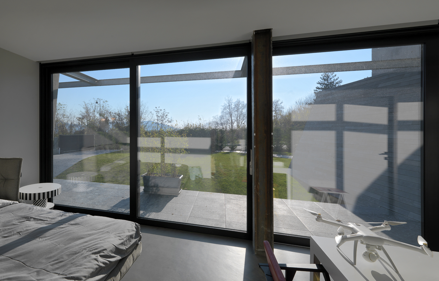 悬浮森林中的透明别墅-87