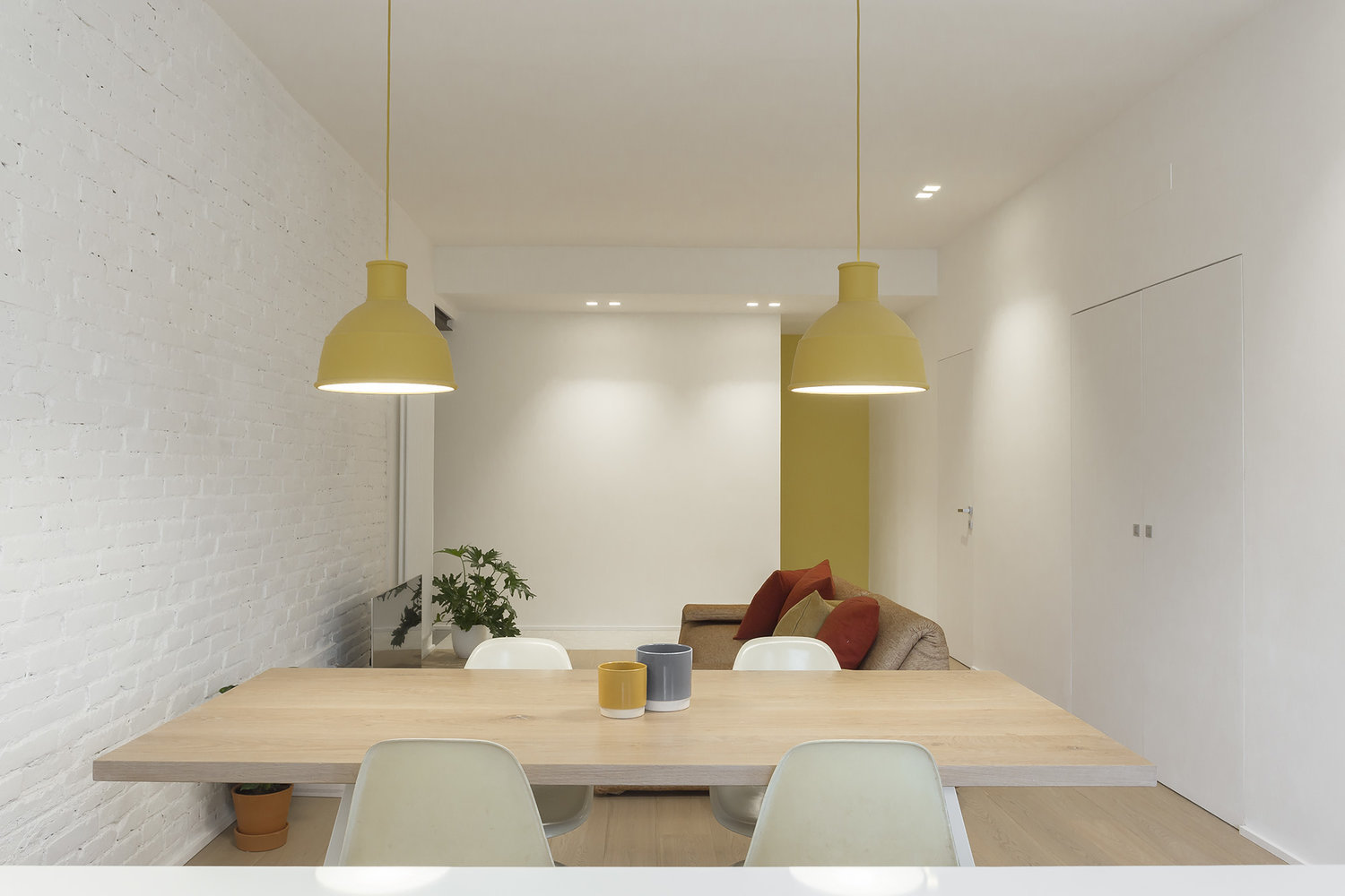 创意夫妻的佛罗伦萨 60 年代公寓翻新-4