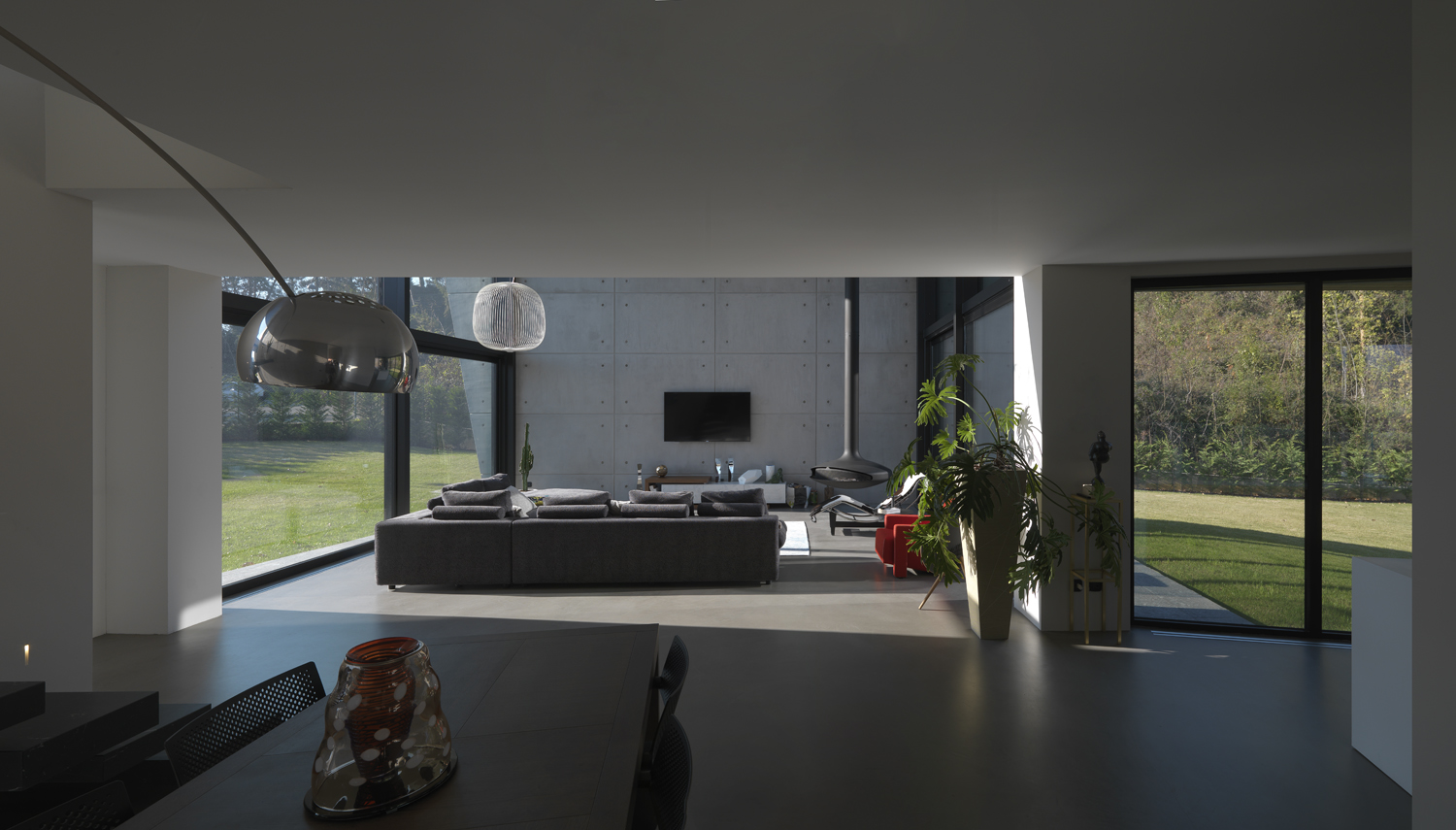 悬浮森林中的透明别墅-41