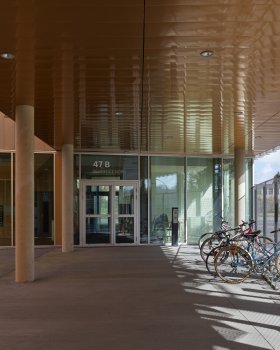 法国诺曼底索穆罗教育建筑