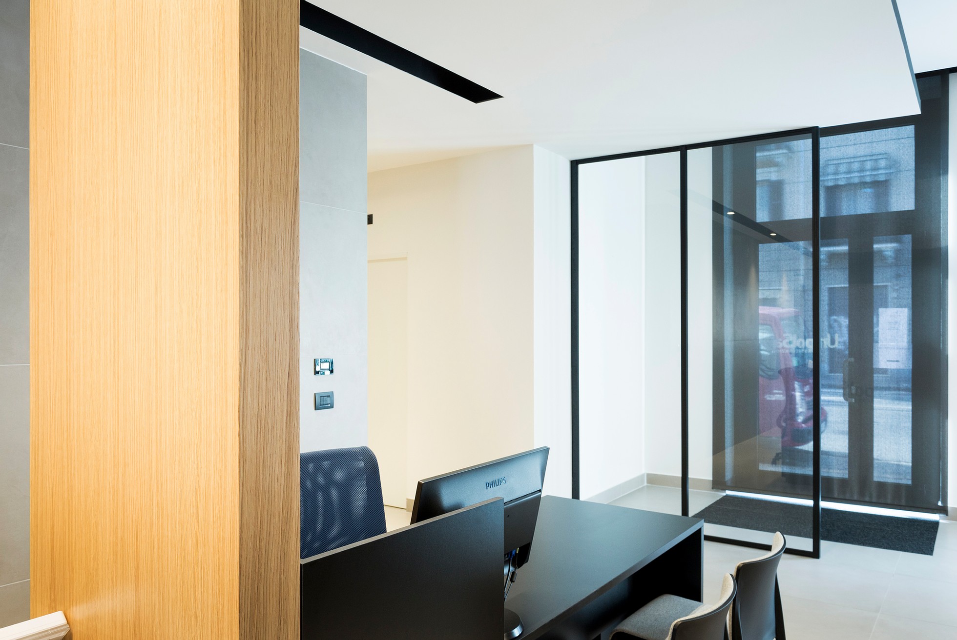 颠覆传统的保险机构办公空间设计-3