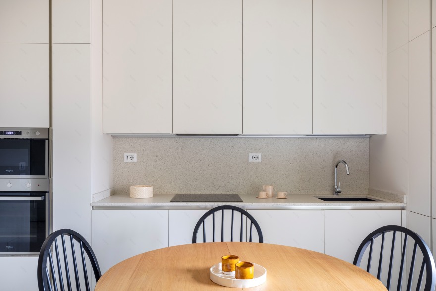 米兰历史公寓中的现代经典新诠释-5