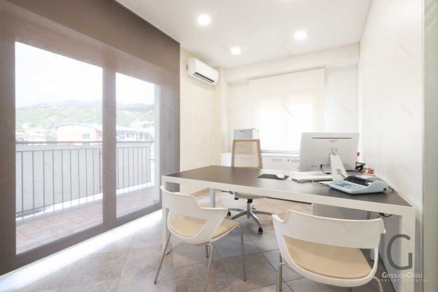 纯净优雅的保险咨询工作室设计-6