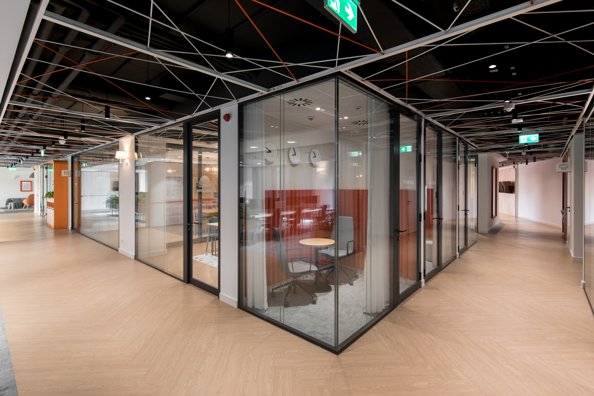 波兰 ING Tech 新办公室，现代与传统的美妙融合-63