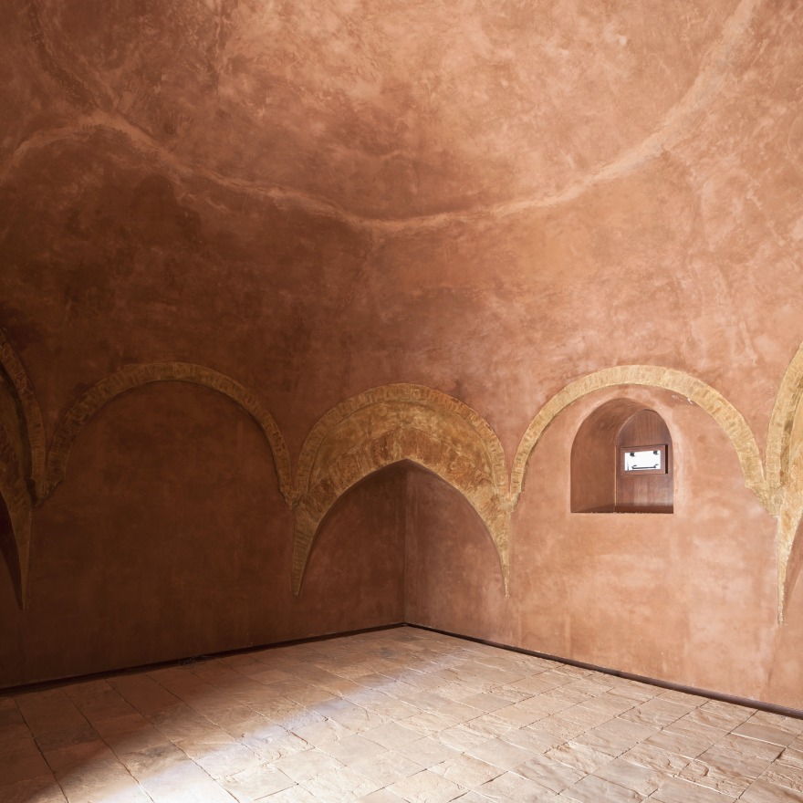 西班牙 Setenil de la Bodegas 致敬塔修复-12