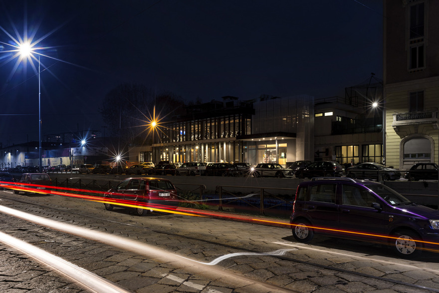 意式理性建筑的现代更新,原木与工业风完美融合-37