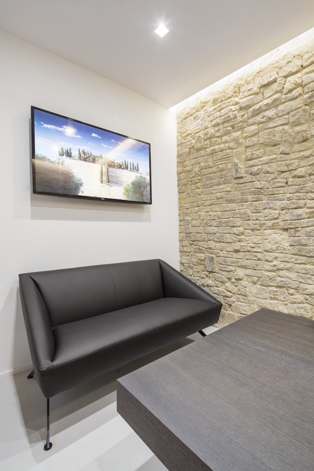 重现中世纪风华的意大利办公空间丨意大利锡耶纳-8