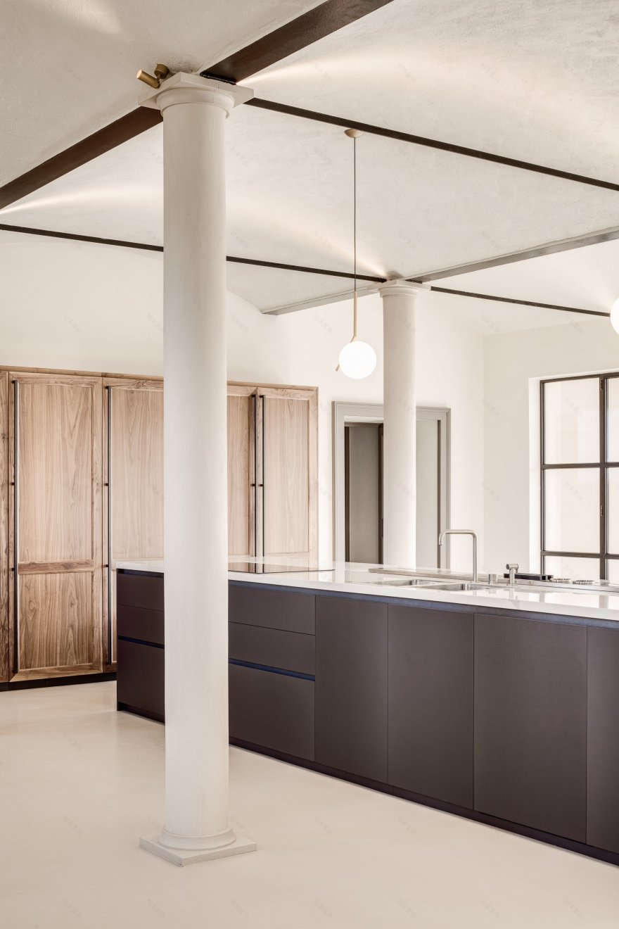 意大利乡村度假别墅现代改造-8